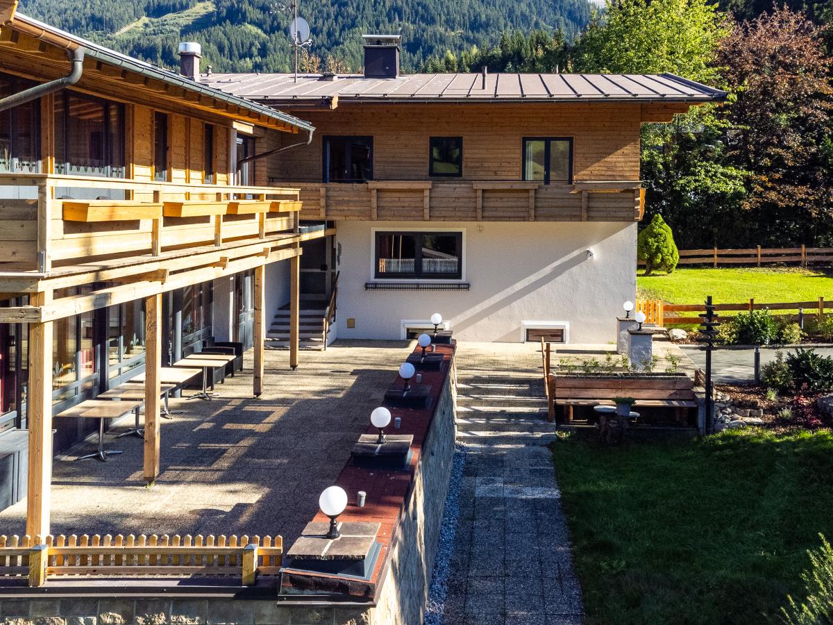 Exterior Summer