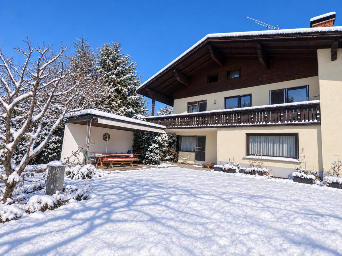 Villa photo 1