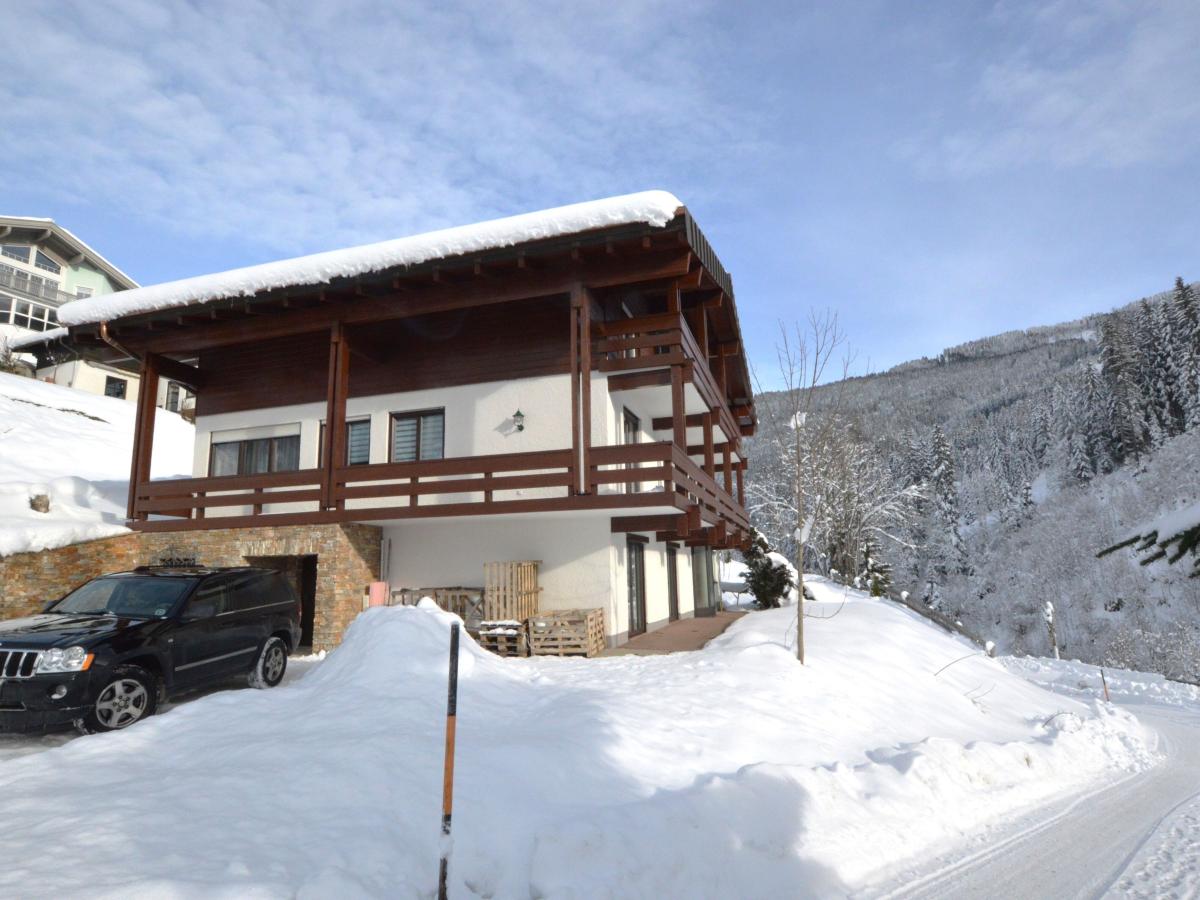 Villa photo 1
