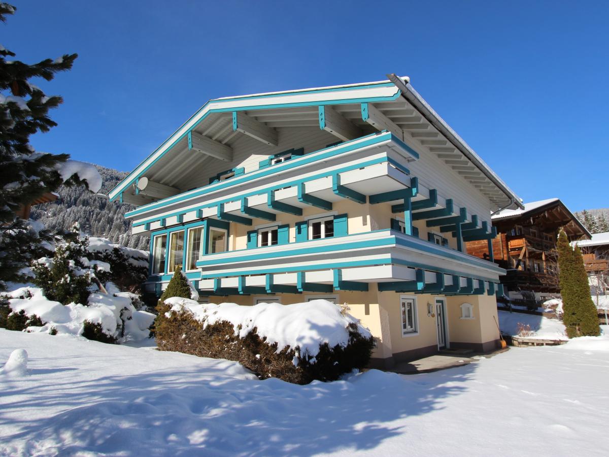 Villa photo 1