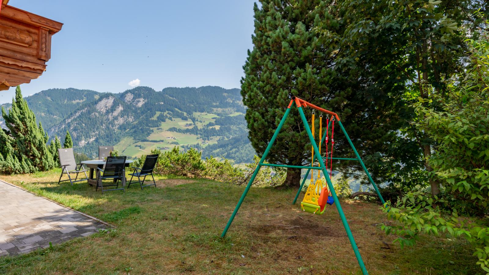 Chalet Kristall II - Garten Sommer