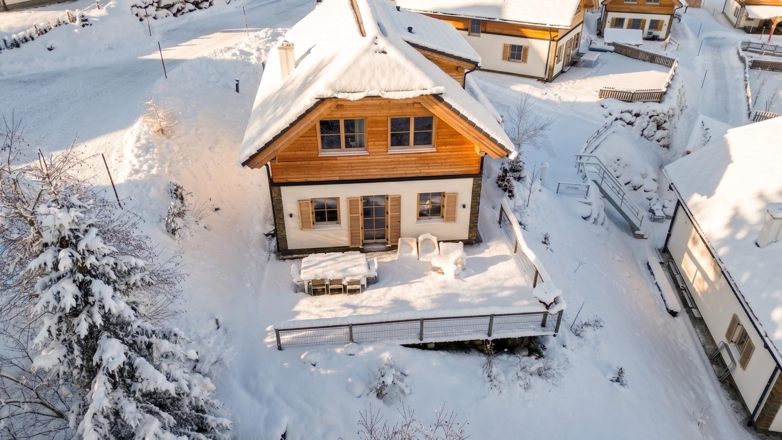 Chalet Karibu - Exterior in winter
