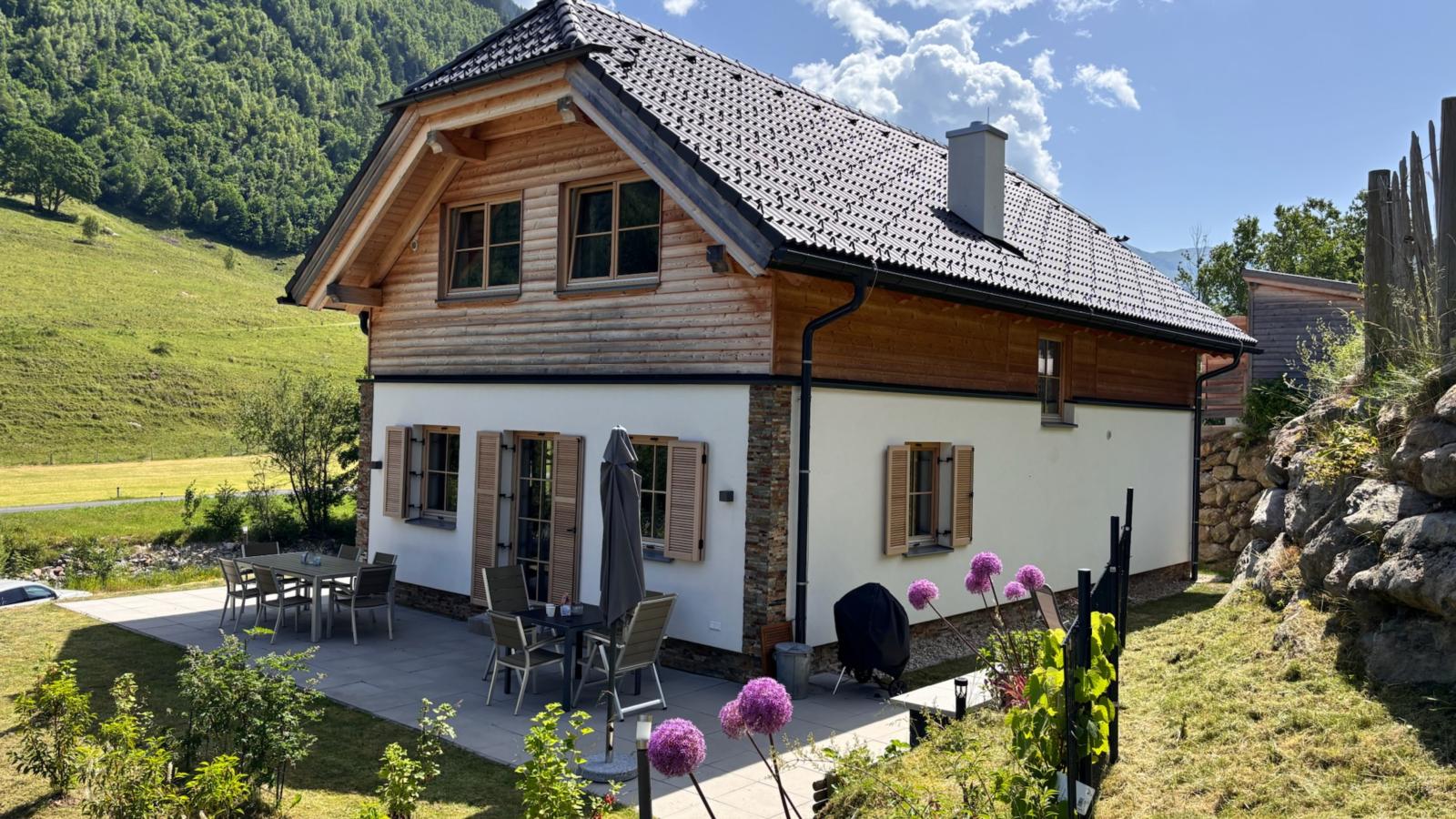 Haus Hestia-Außenbereich Sommer