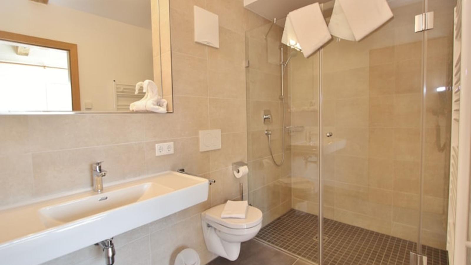 Chalet Susanna - Bathroom