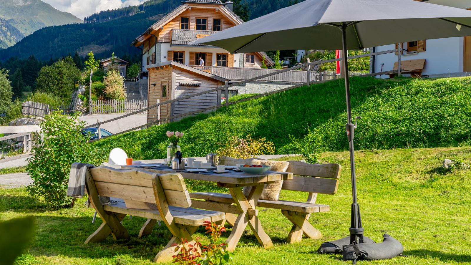 Chalet Norah-Jardins en été