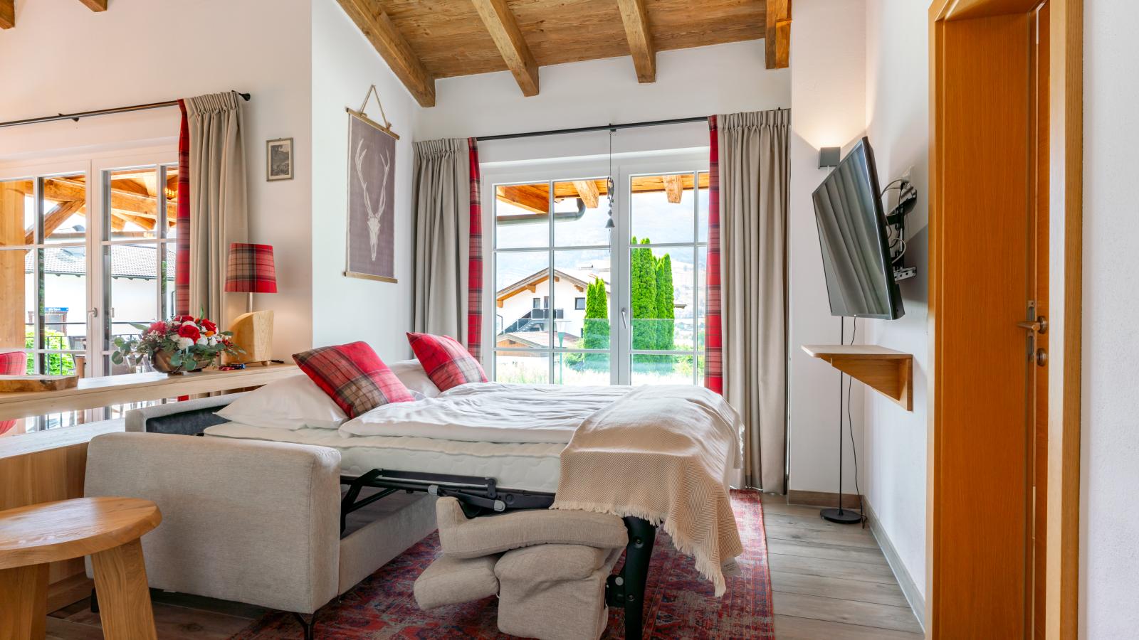 Luxury Tauern Suite Walchen Kaprun 4 - Woonkamer