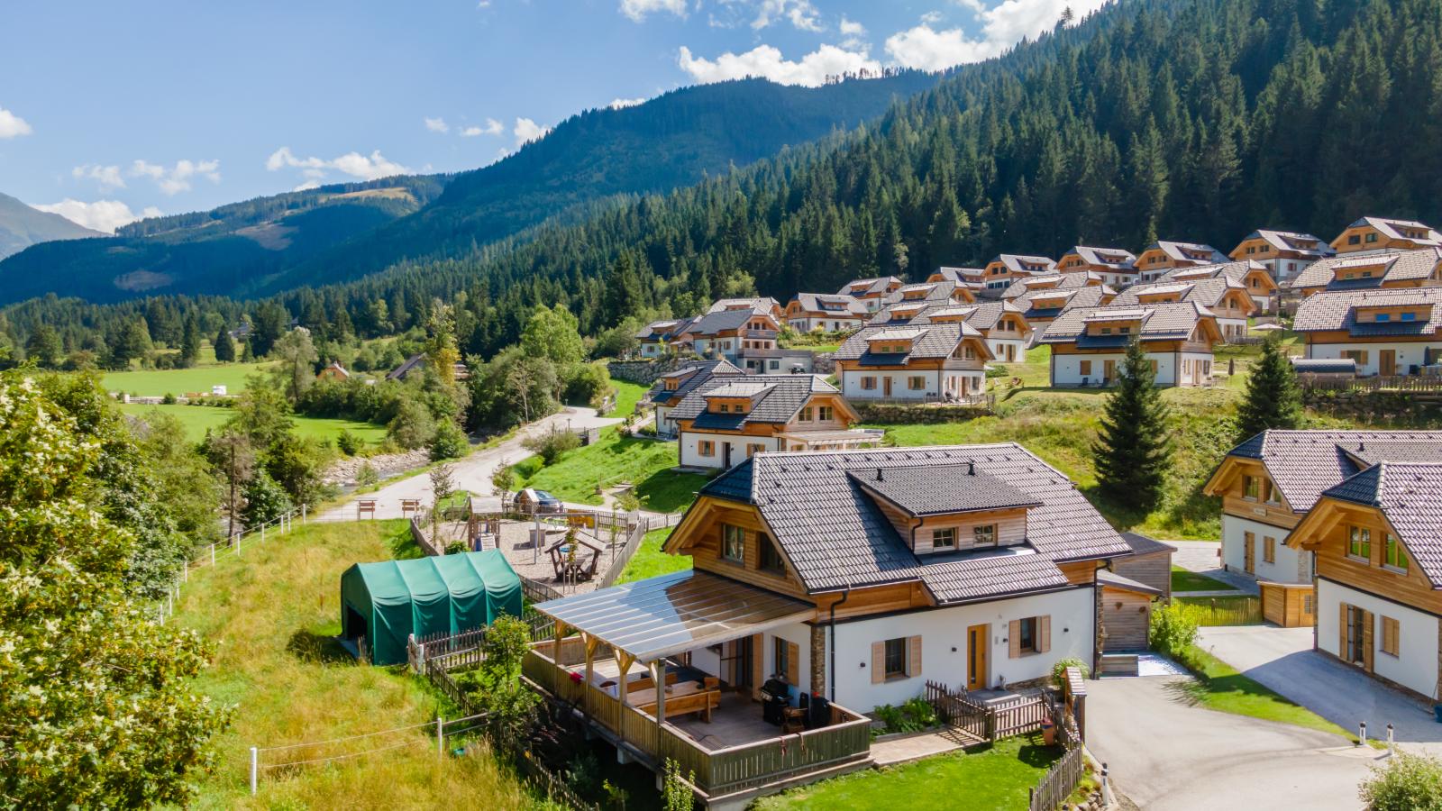 Chalet Thor-Exterior in summer