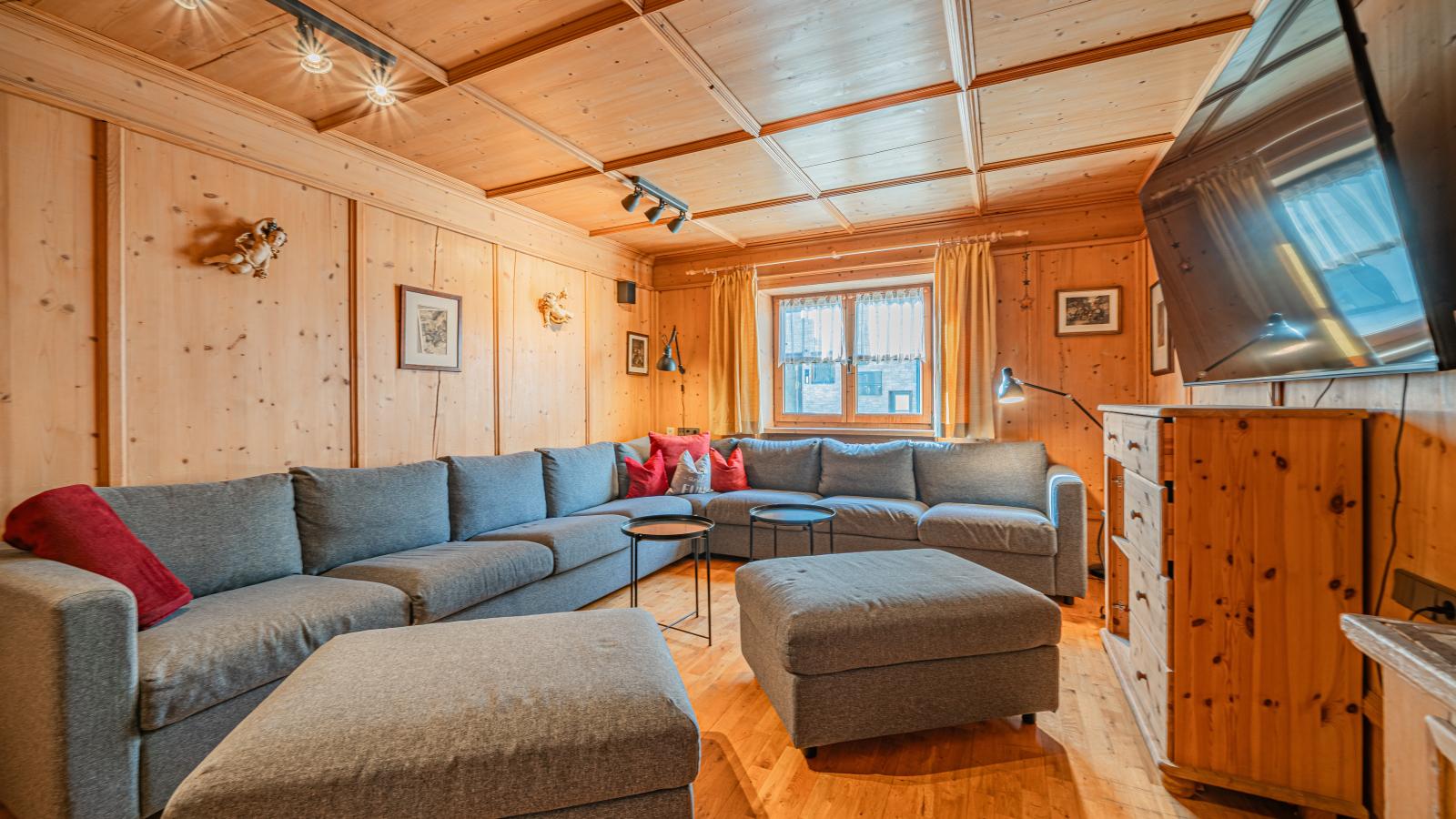 Maria Rose XXL-Living room