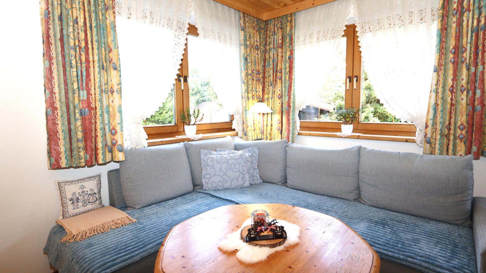 Kirschbaum 2 - Living room