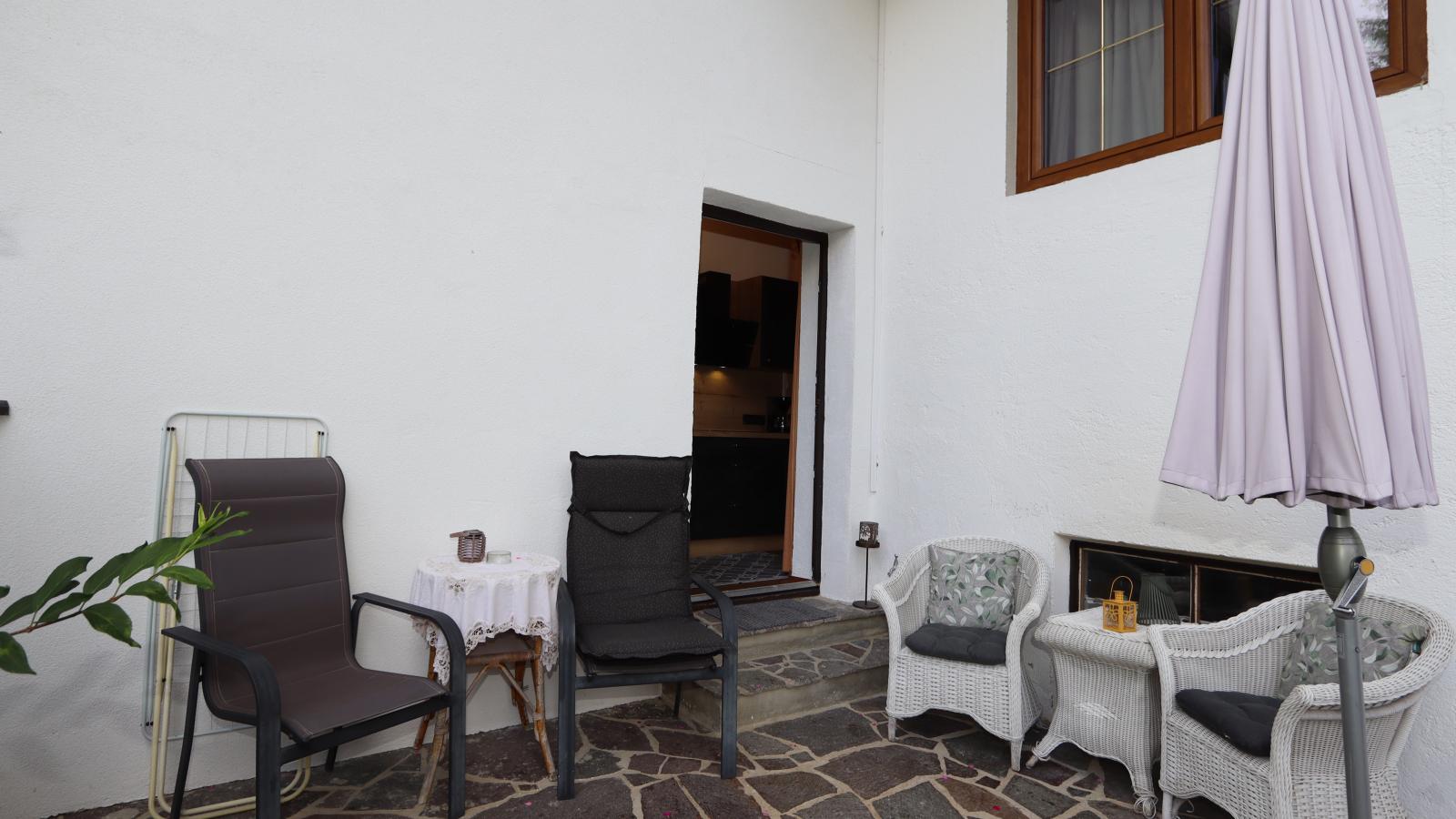Kirschbaum 3 - Terrasse/Balkon