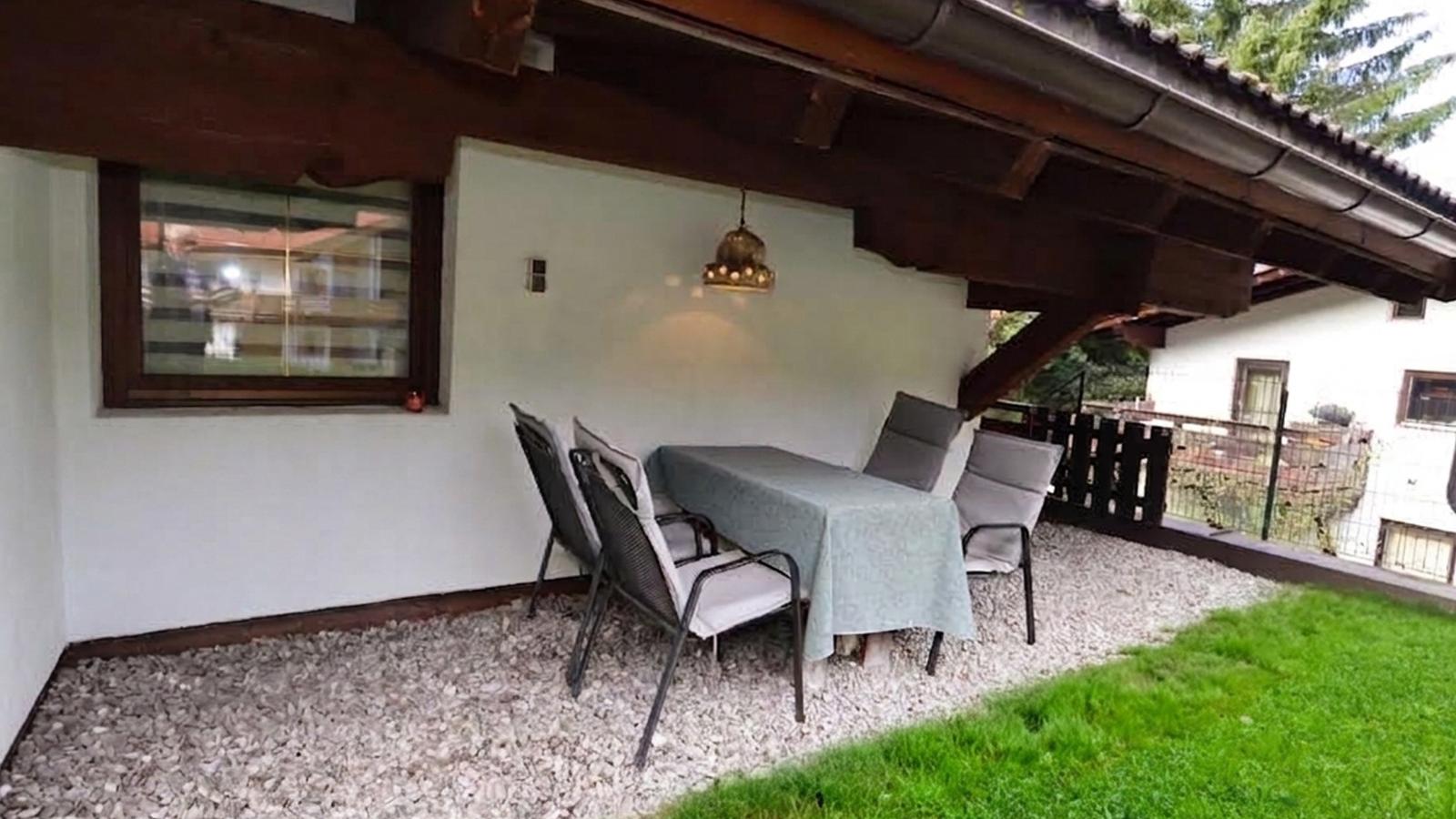 Kirschbaum 3 - Terrasse/Balkon