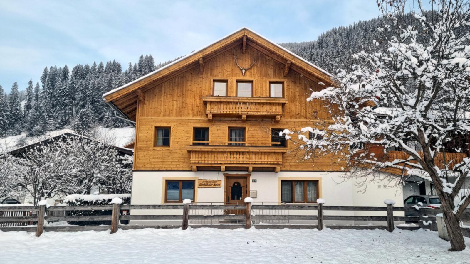 Kitzbüheler Alpen L-Exterior in winter