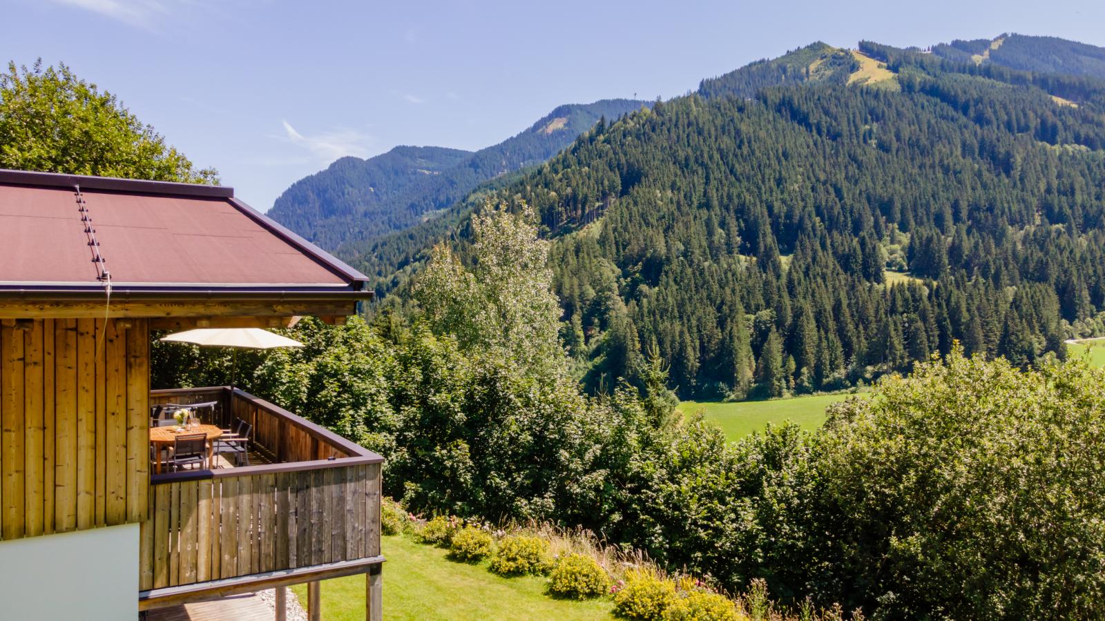Künstler Chalet - Buitenkant zomer