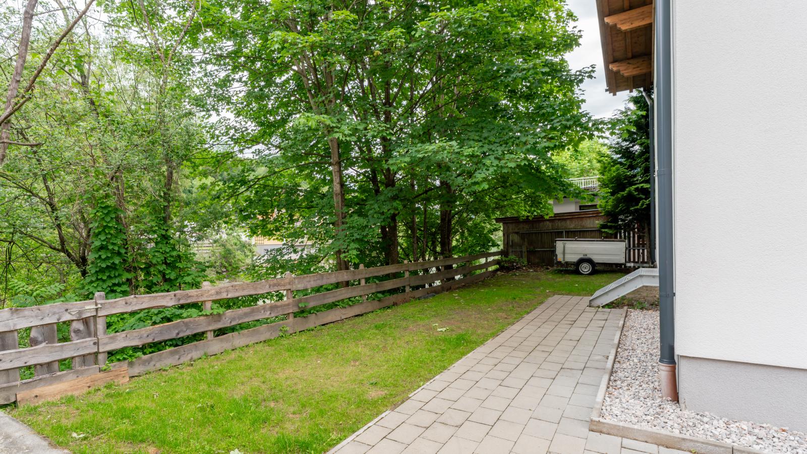 Chalet Angelina - Gardens in summer