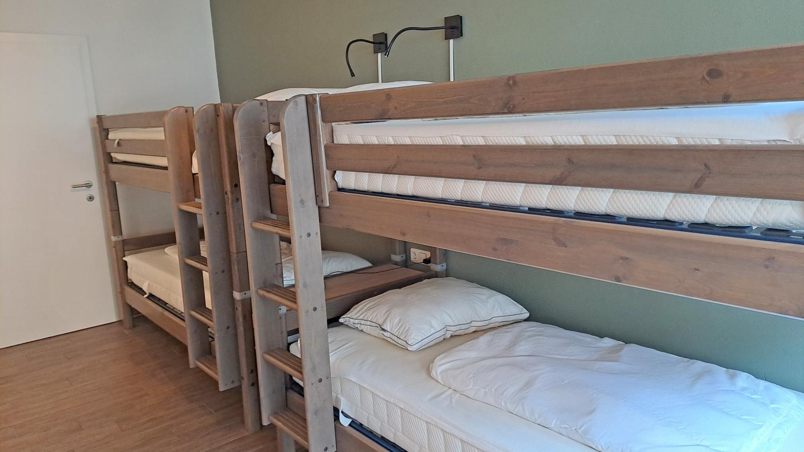 Emma Top 1-Chambre