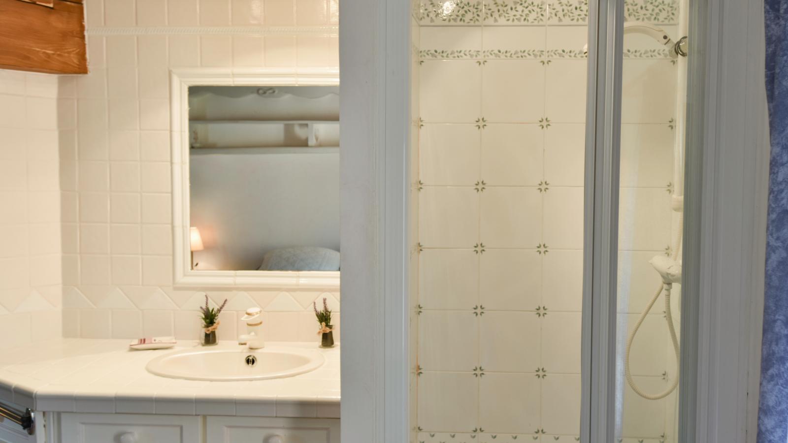 Vue Jardin - Salle de bain