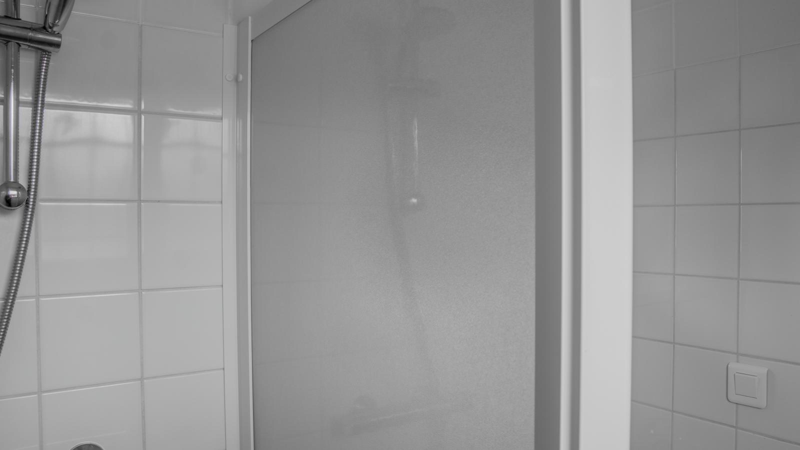 Le Lac Bleu nr 33 - Badkamer