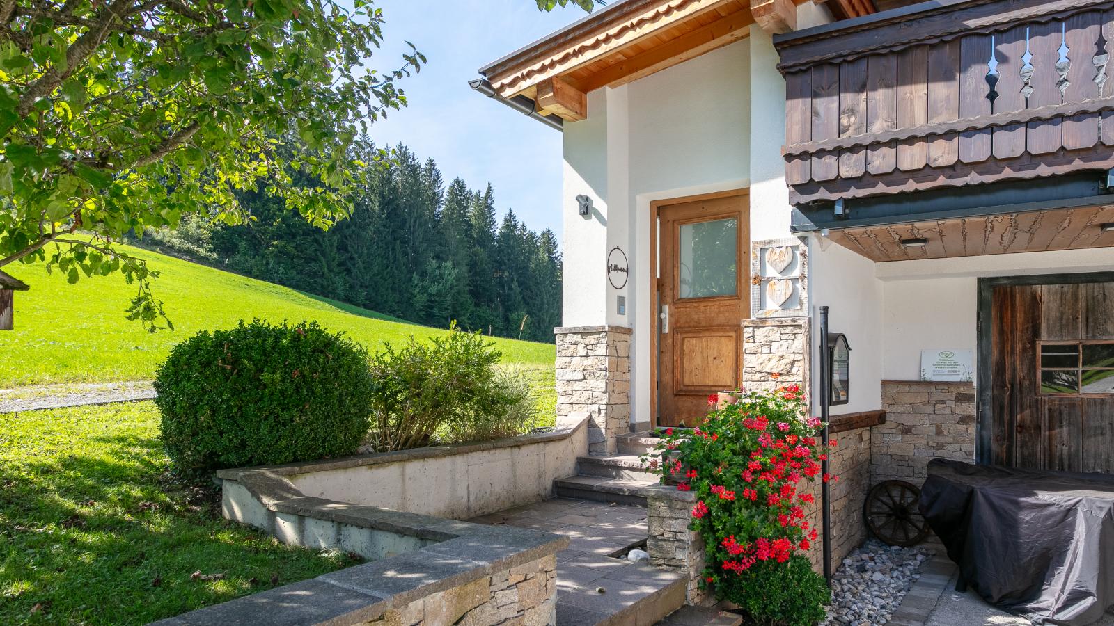 Christine-Außenbereich Sommer