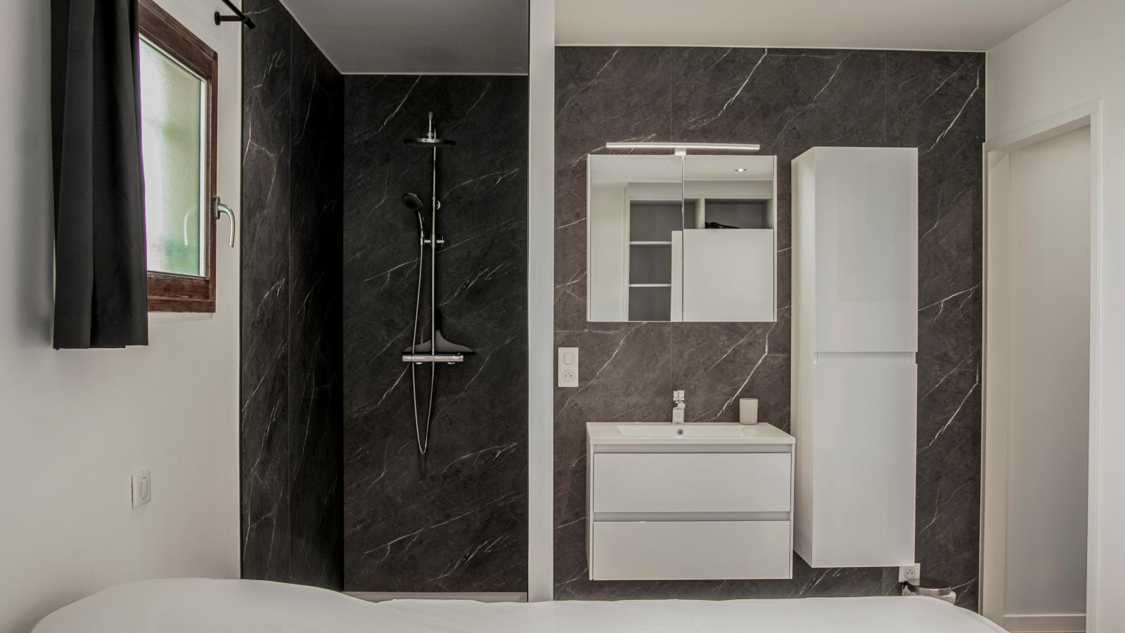 Lac Bleu 16 - Badkamer