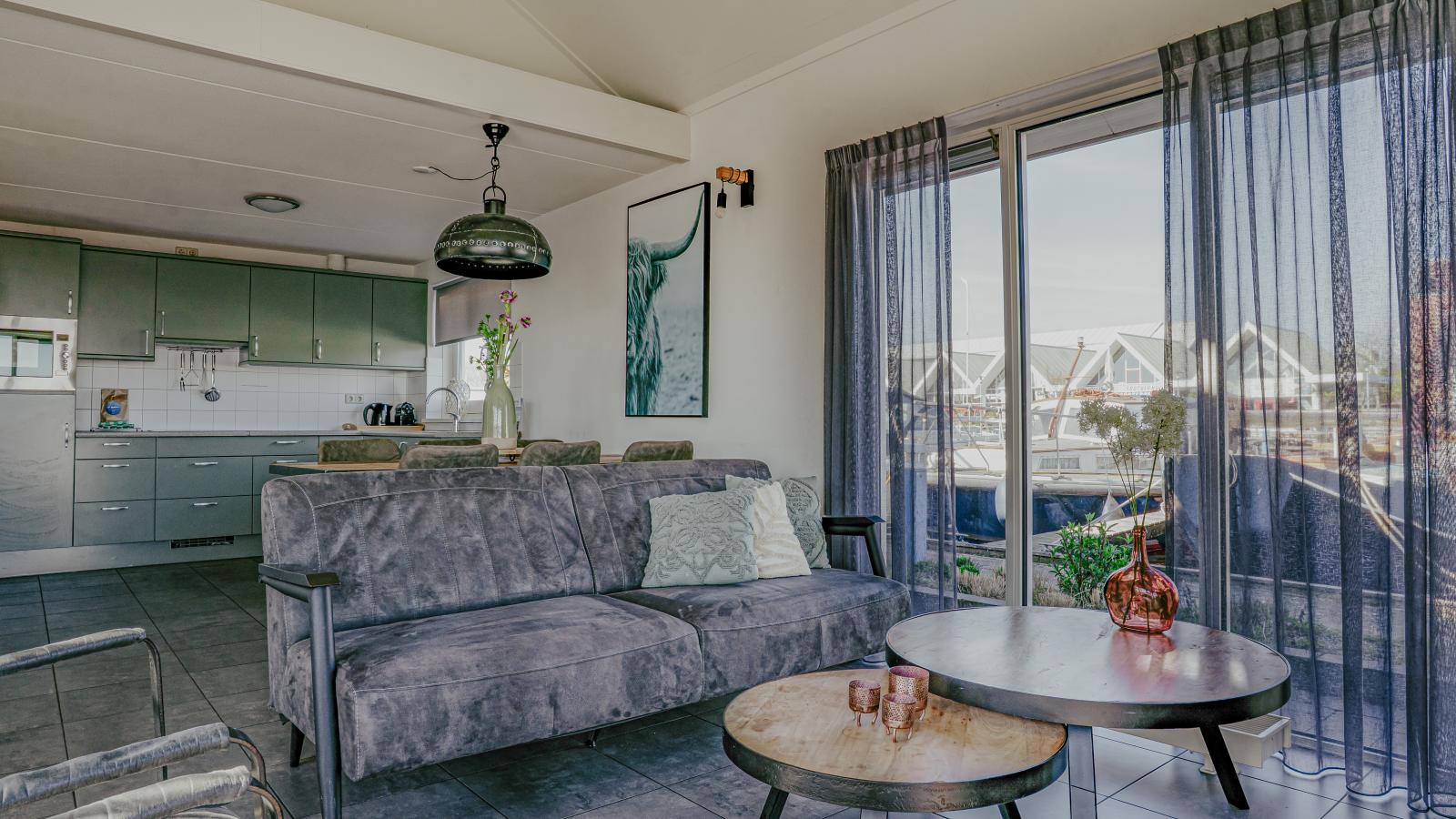 Het Kraaijennest Miva-Salon