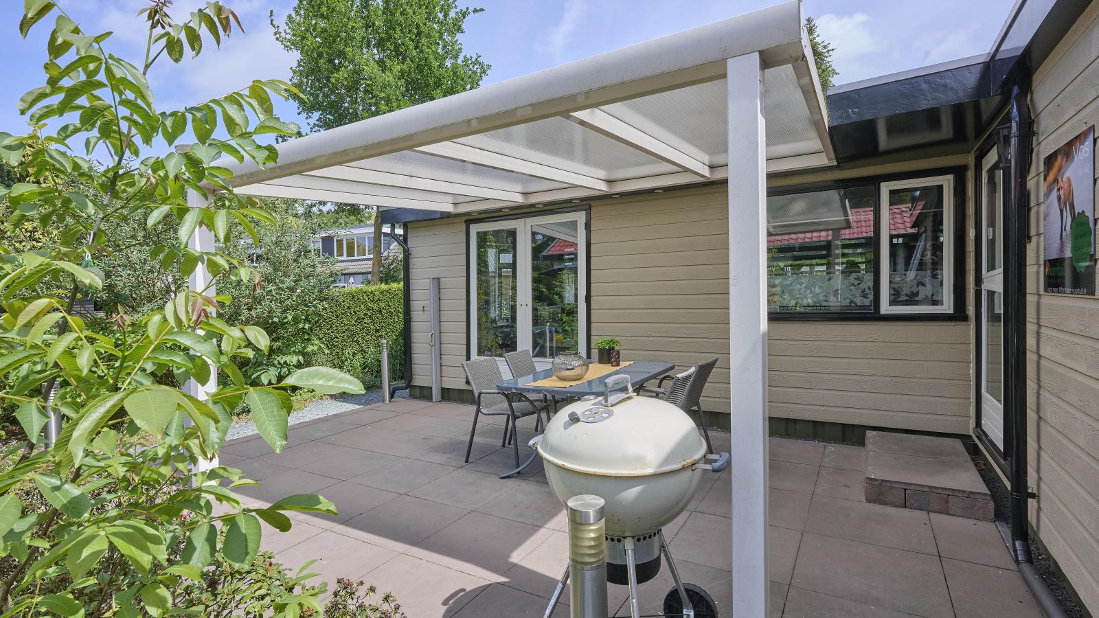 Vakantiehuis Vos-Buitenkant zomer