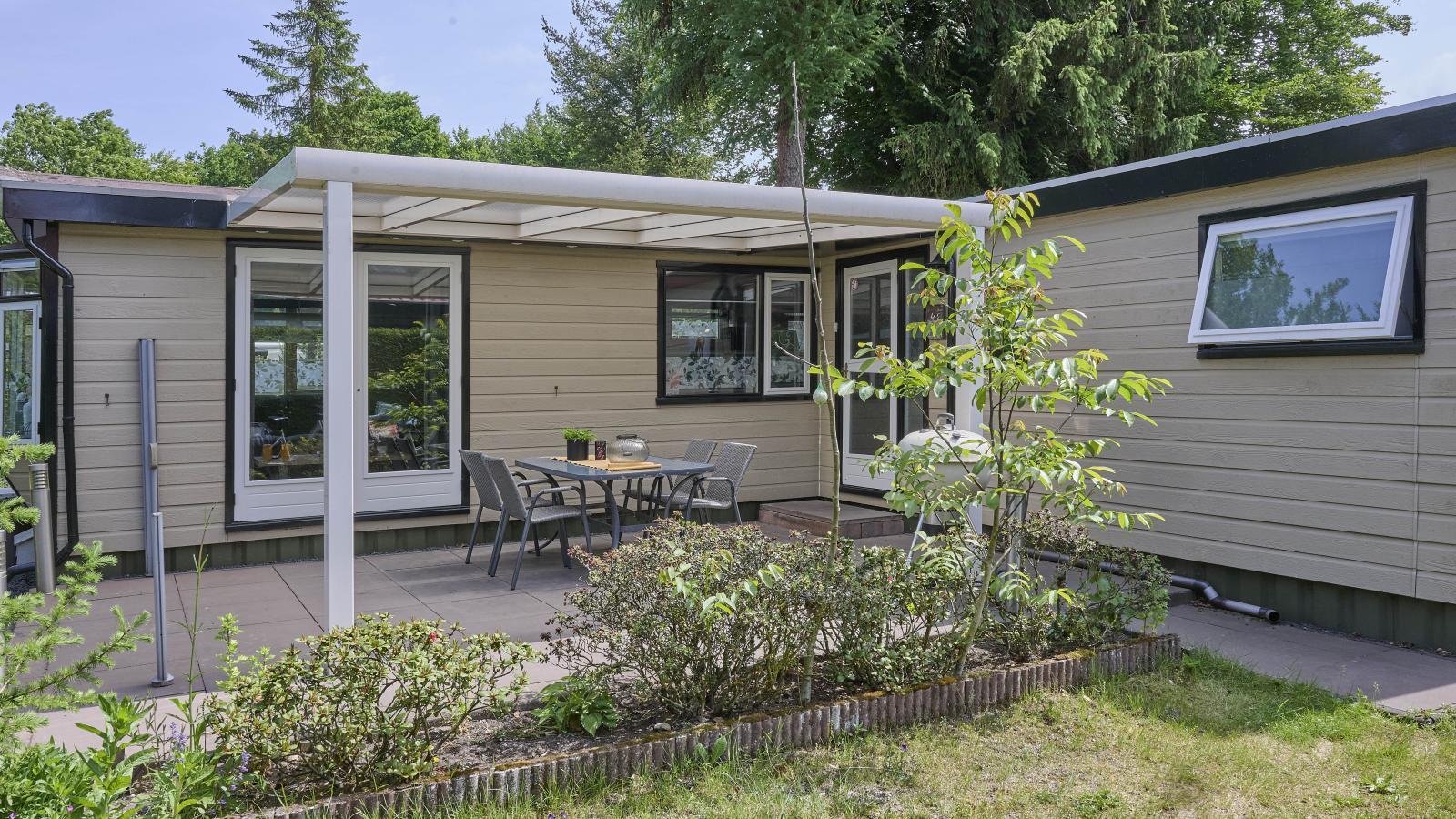 Vakantiehuis Vos-Buitenkant zomer