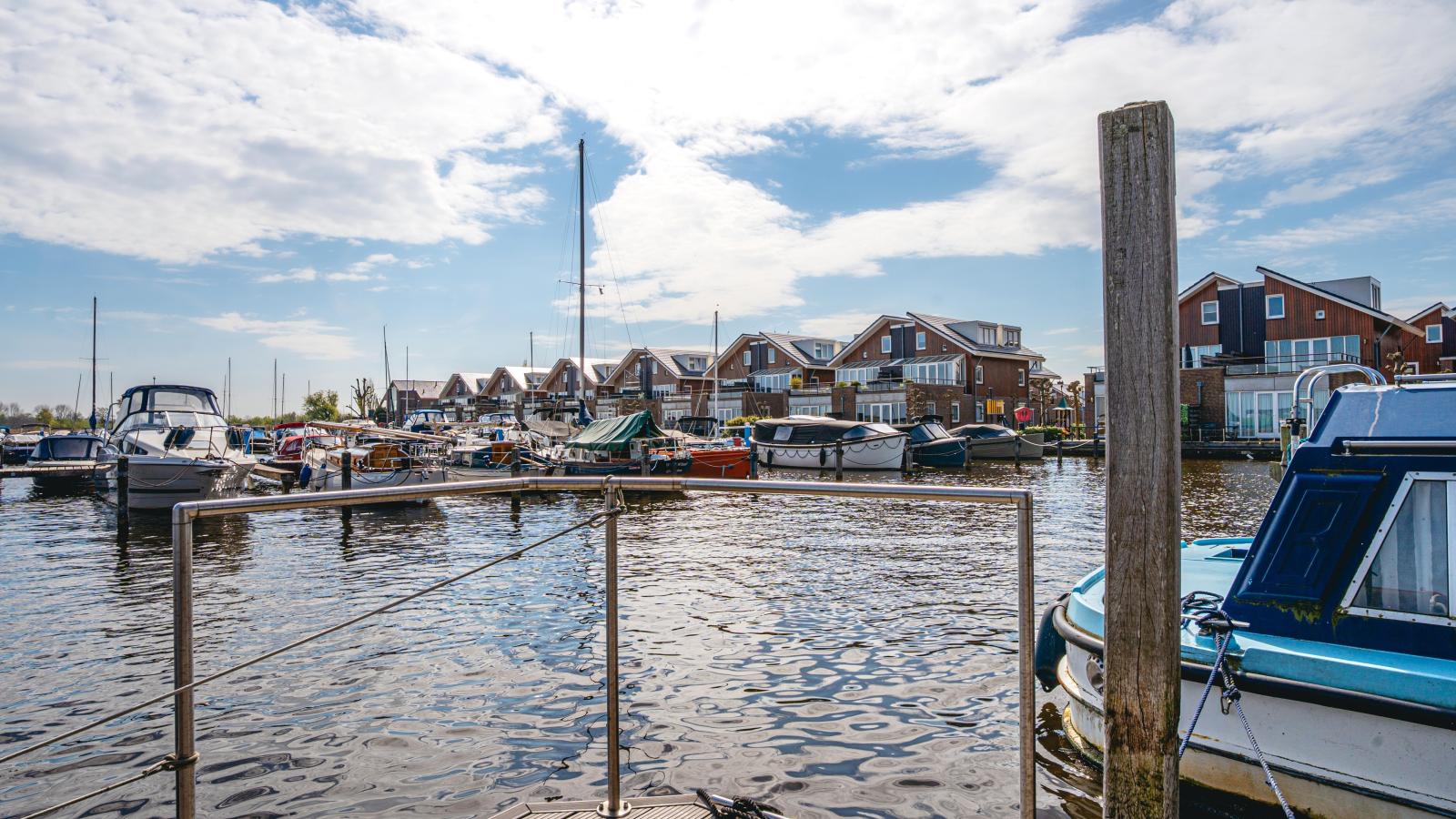 Tiny houseboat Uitgeest I-Terrasse / balcon