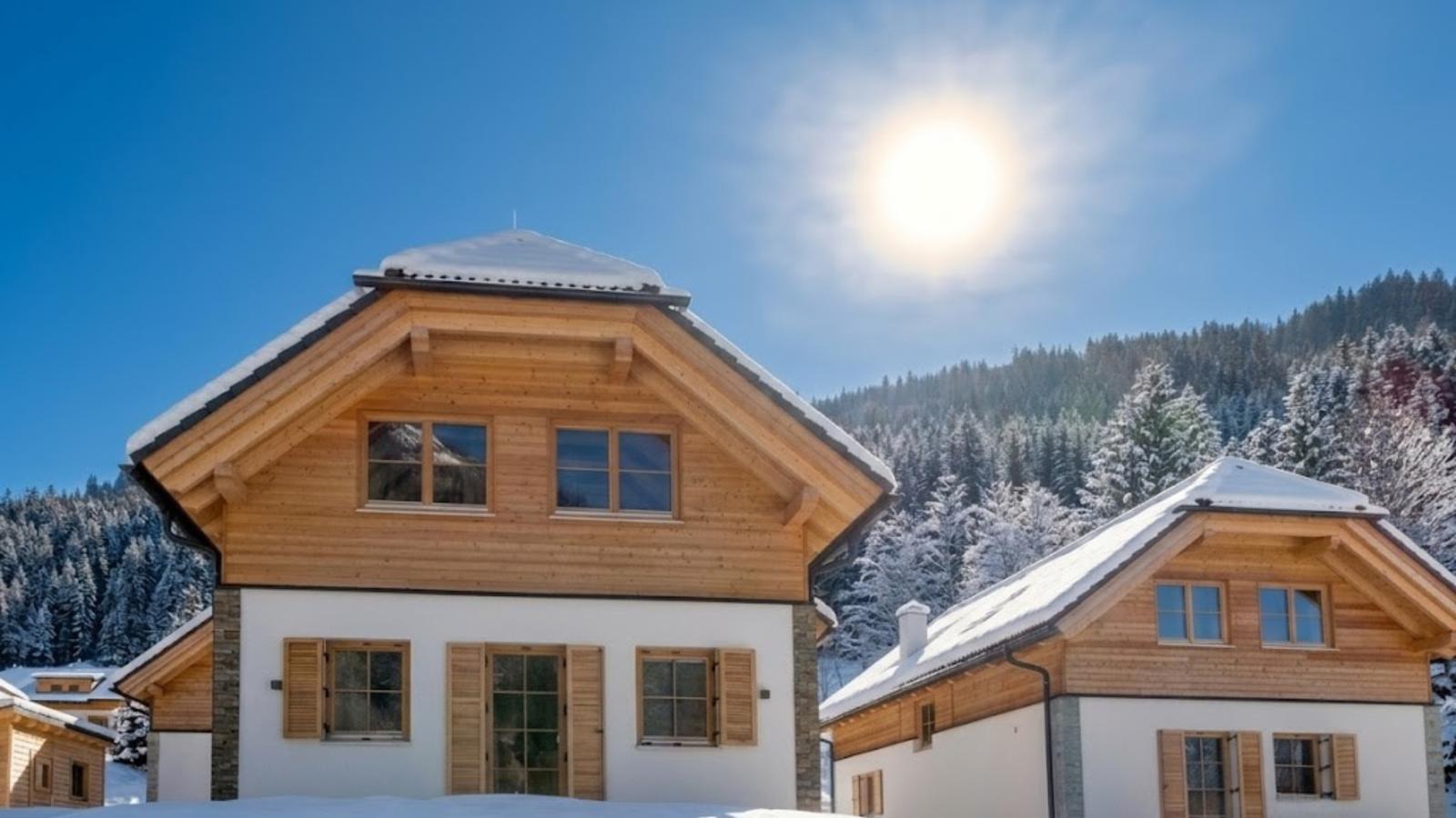 Steier Hütte - Exterior in winter