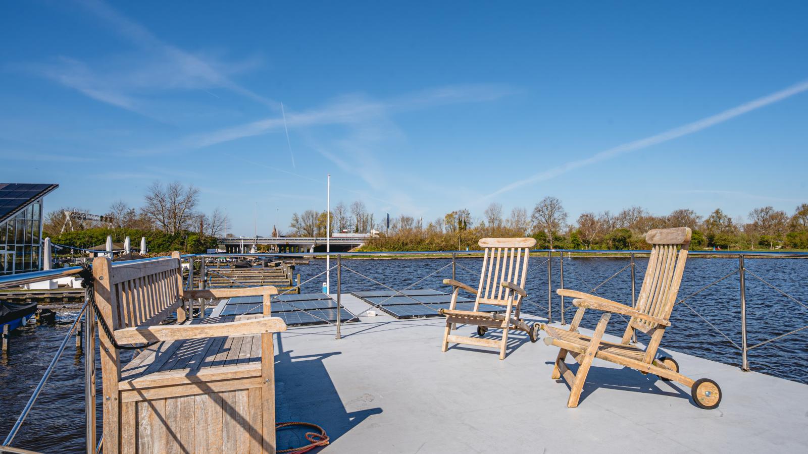 Tiny Houseboat De Woudaap - I-Terrasse / balcon