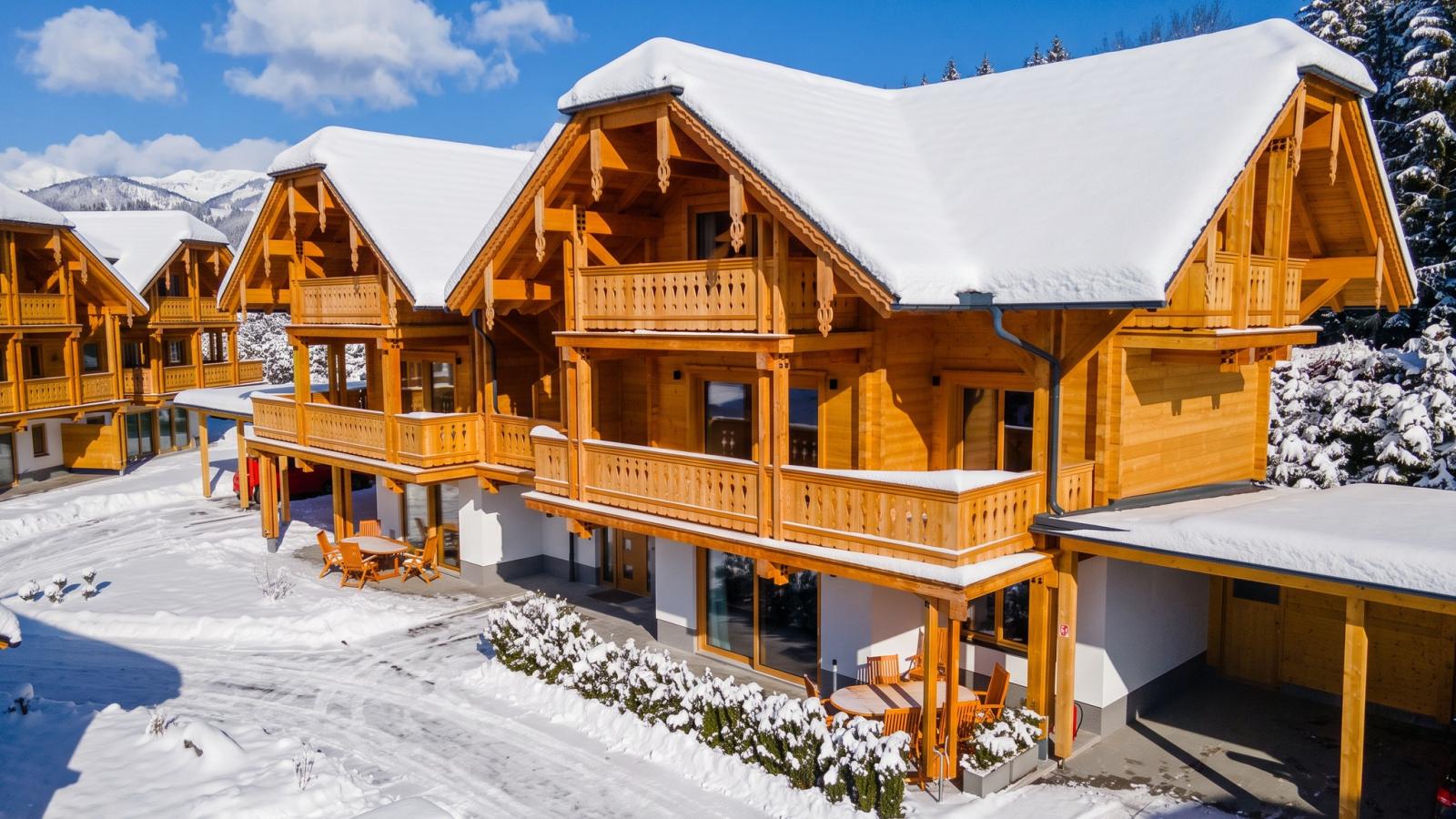 AlmApARTment Mauterndorf Pichl 8-1 - Exterior in winter
