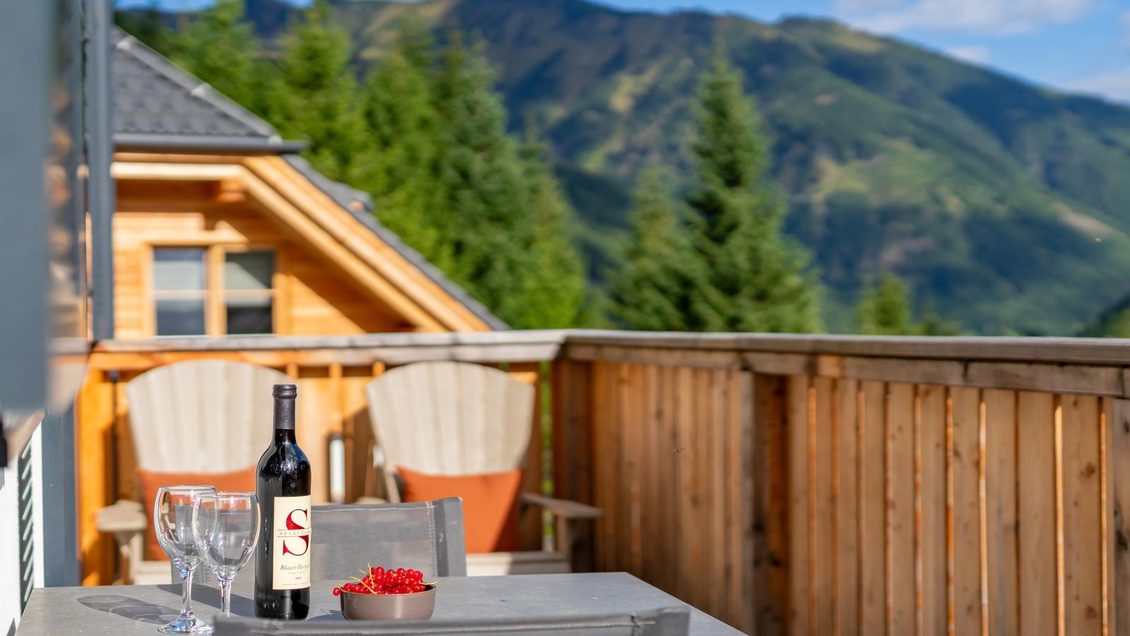 Edelweiss Lodge-Terrasse/Balkon