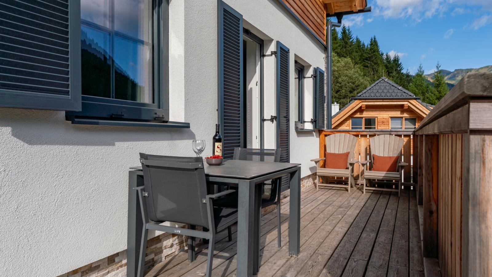 Edelweiss Lodge-Terrasse/Balkon