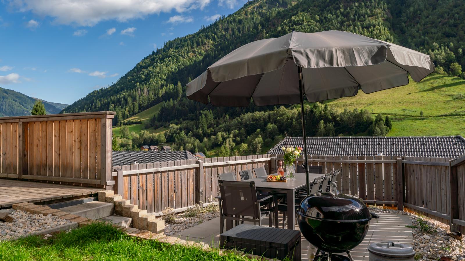 Edelweiss Lodge-Terrasse/Balkon