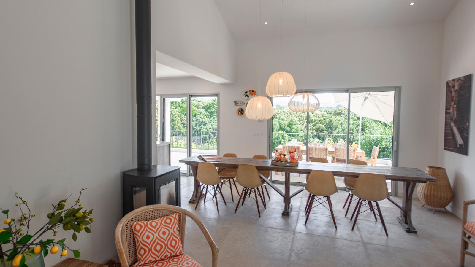 La Neptune-Dining room