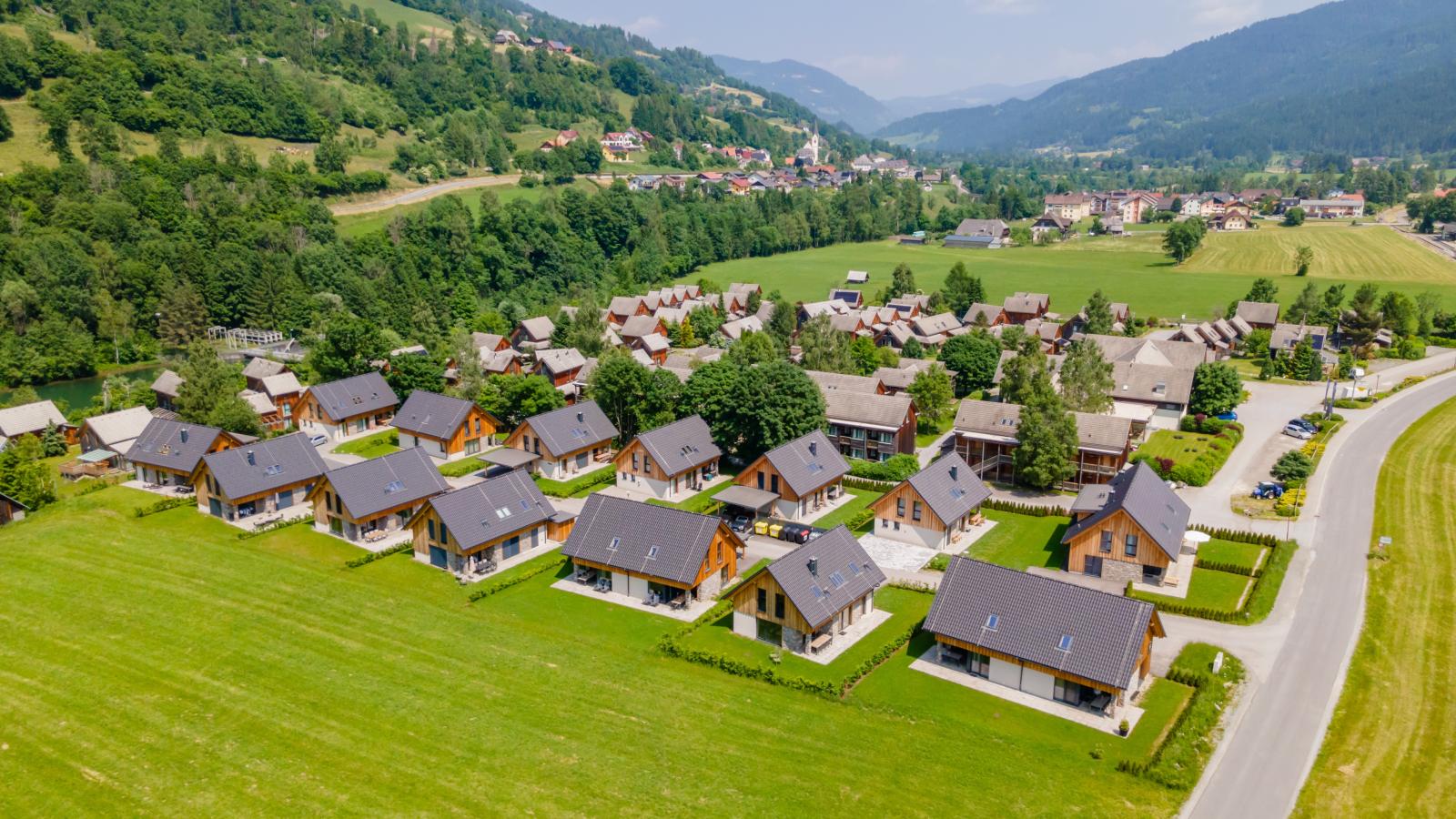 Mountain Chalet Bakkershof-Buitenkant zomer