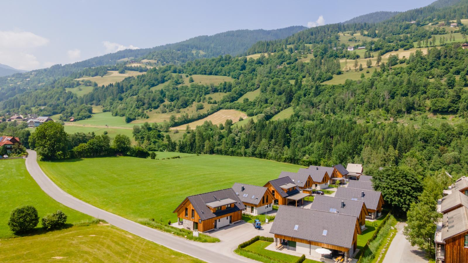 Mountain Chalet Bakkershof-Buitenkant zomer