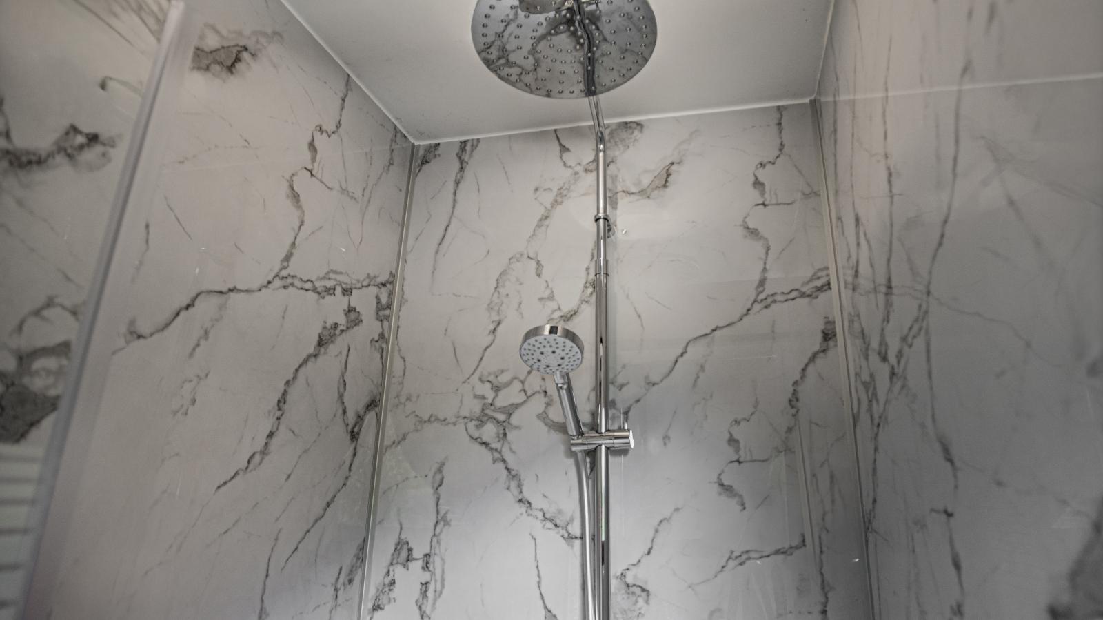 Lac Bleu 40 - Badkamer