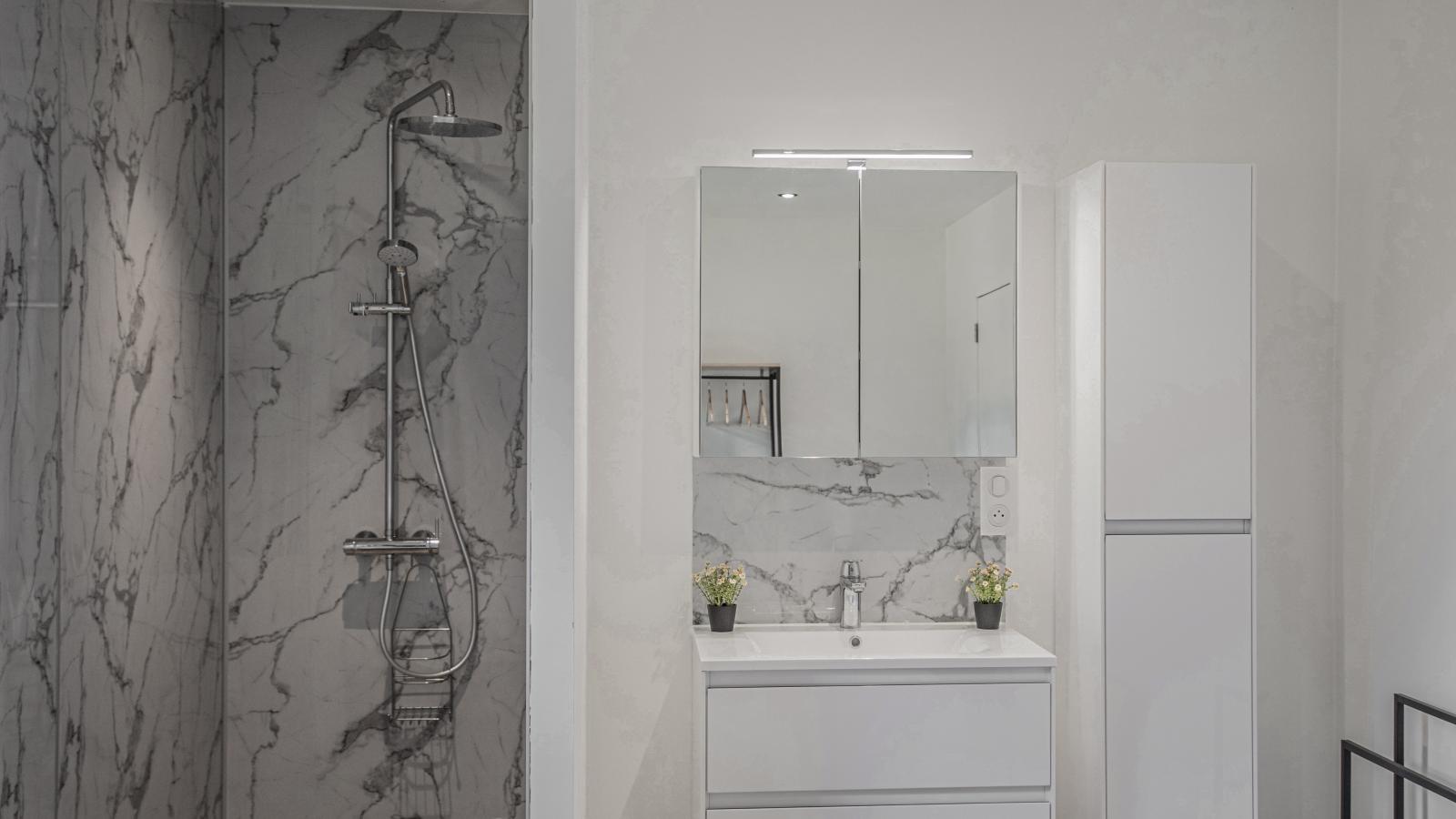 Lac Bleu 40 - Badkamer