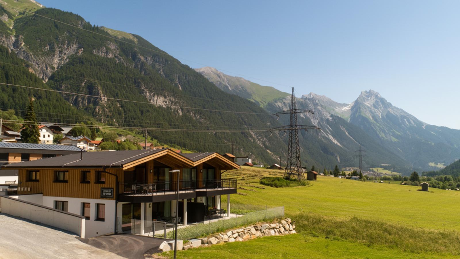 Chalet Pettneu am Arlberg  - Top 2-Buitenkant zomer
