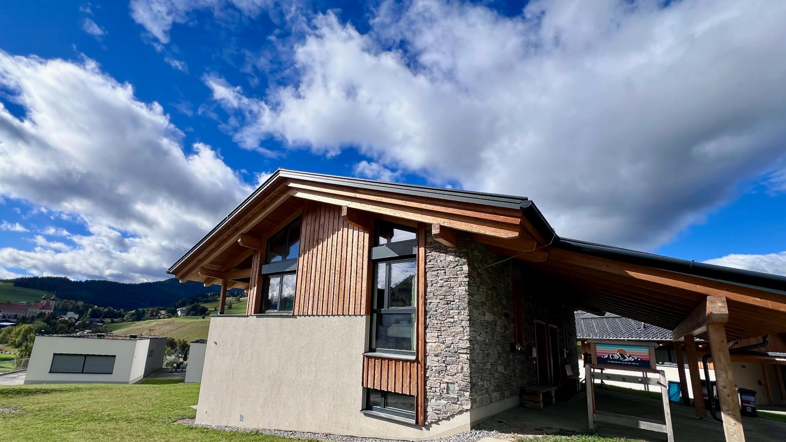 Grebenzen Lodge Pabstin 36B-Exterior in summer