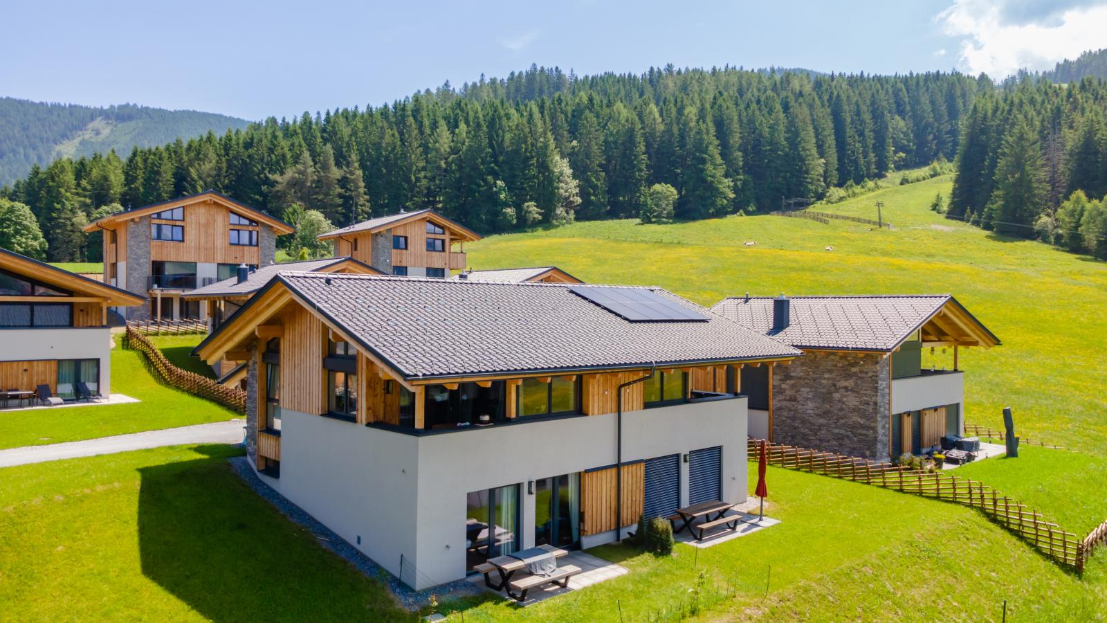 Grebenzen Lodge 1028-Buitenkant zomer