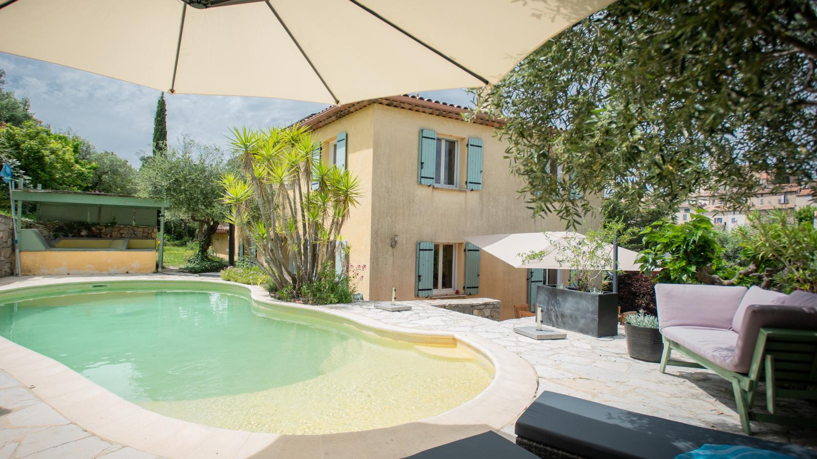 poolofhouse