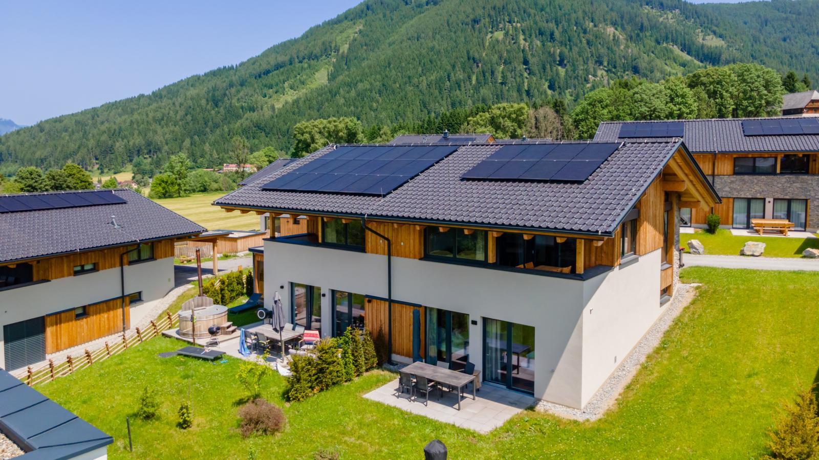 Grebenzen Eiszeit Lodge-Buitenkant zomer