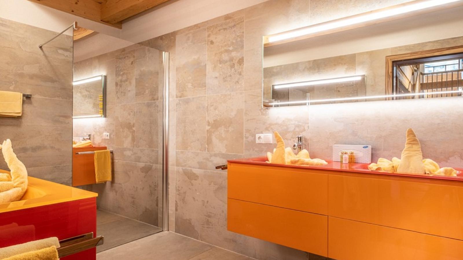 Luxury Lodge Kaprun XL - Badkamer
