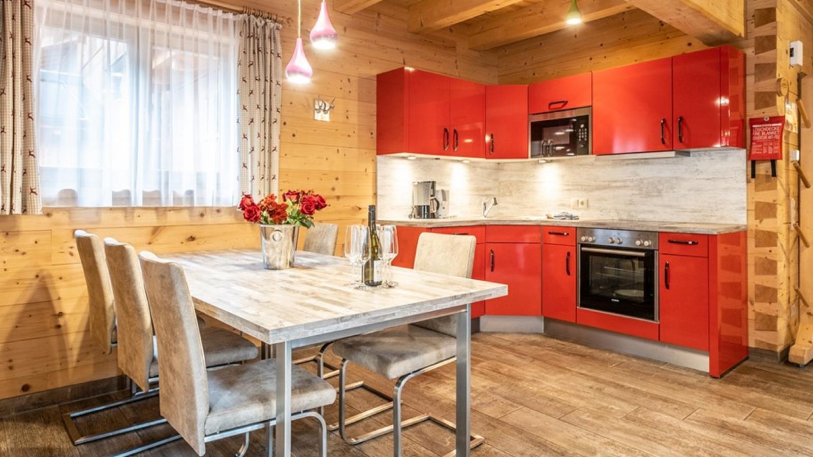 Luxury Lodge Kaprun XL - Eetkamer