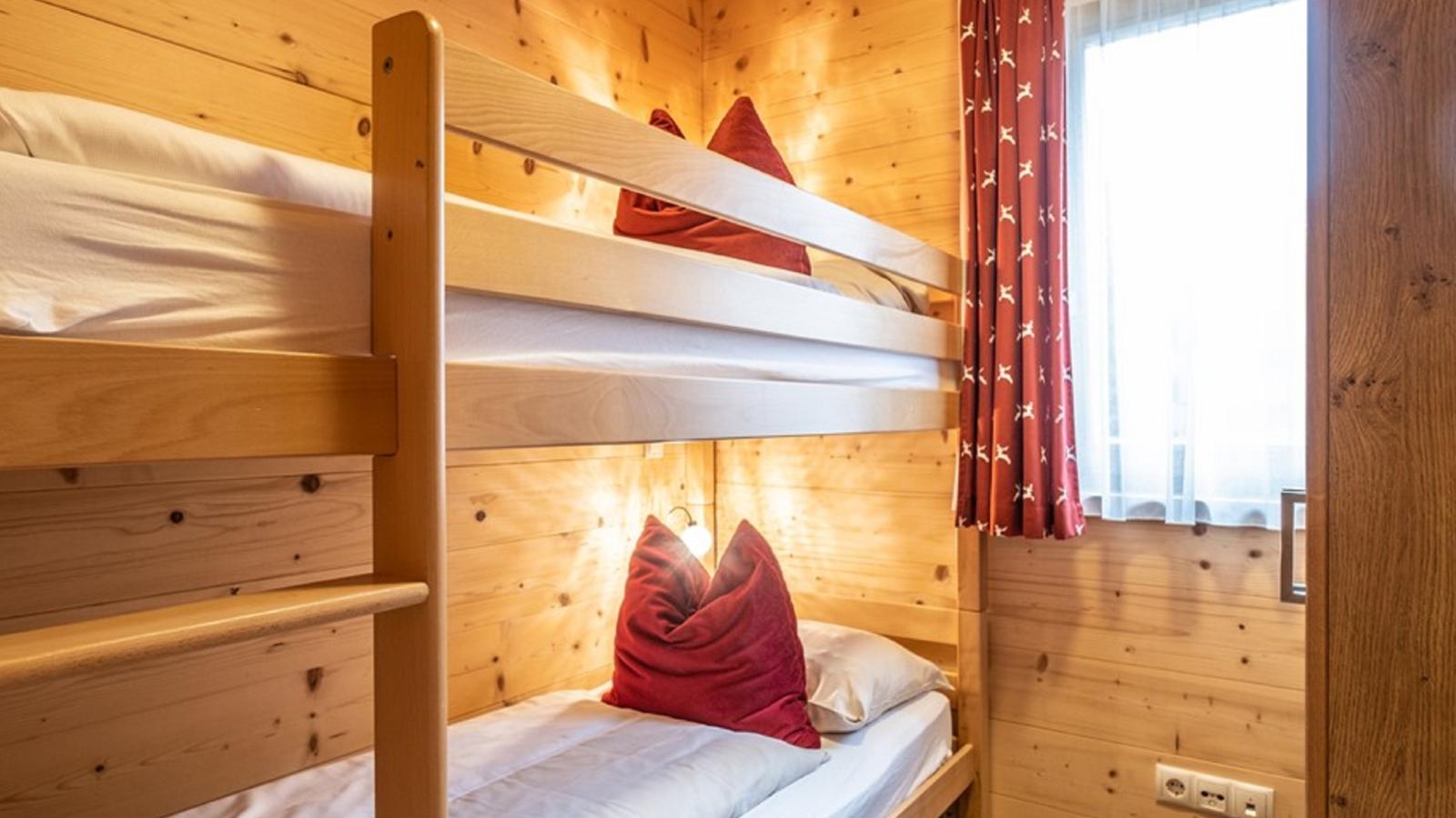 Luxury Lodge Kaprun XL - Slaapkamer