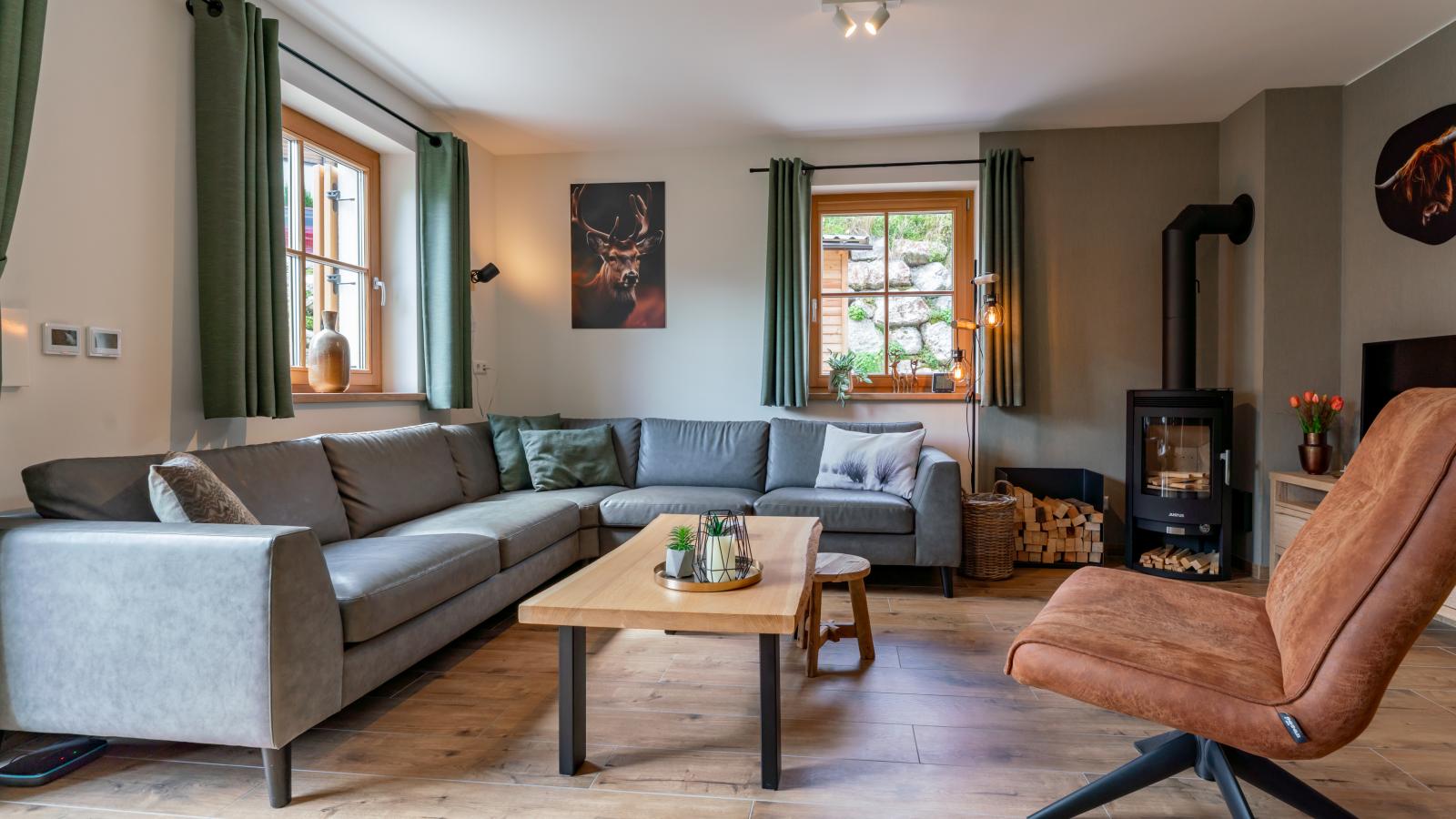 Auerhahn-Woonkamer