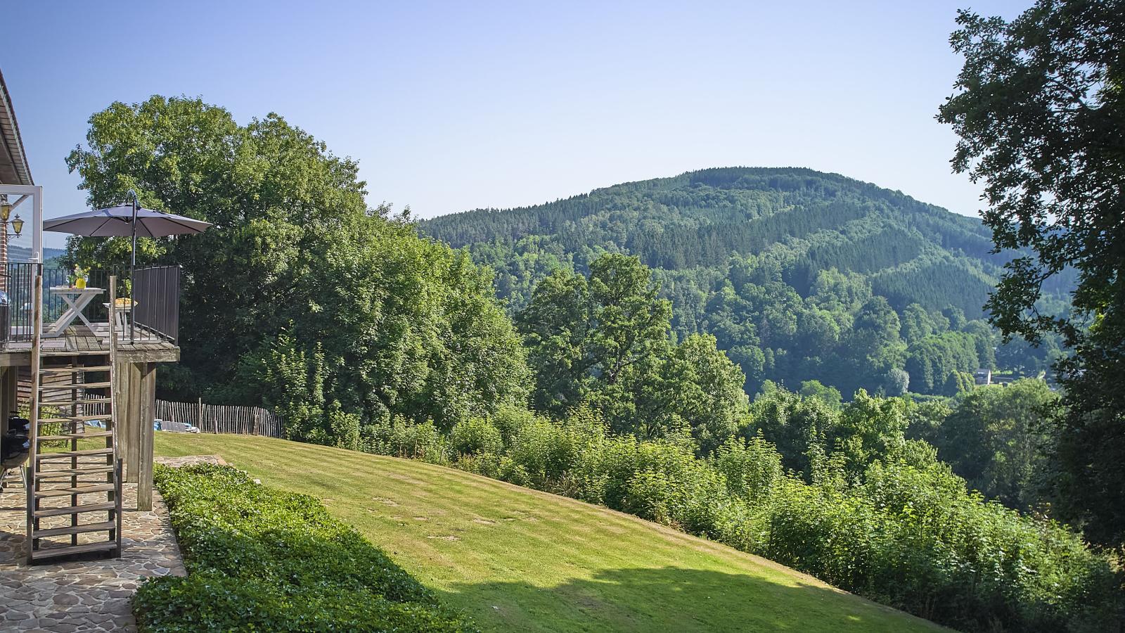 Devant les Thiers-Uitzicht zomer