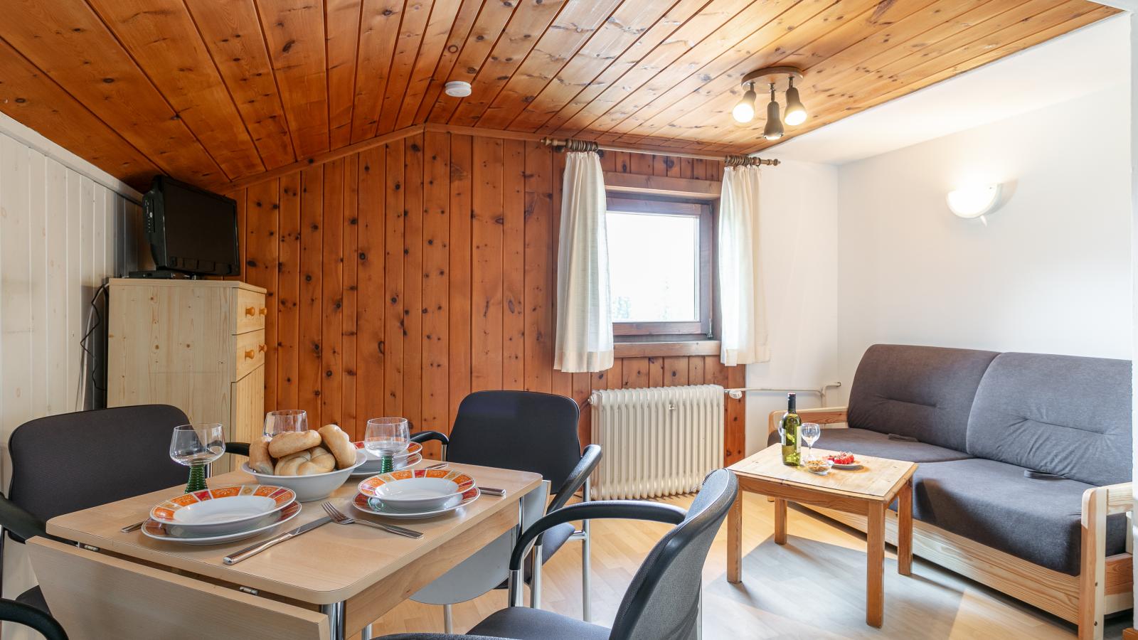 Rettenstein und Gaisbergblick-Eetkamer