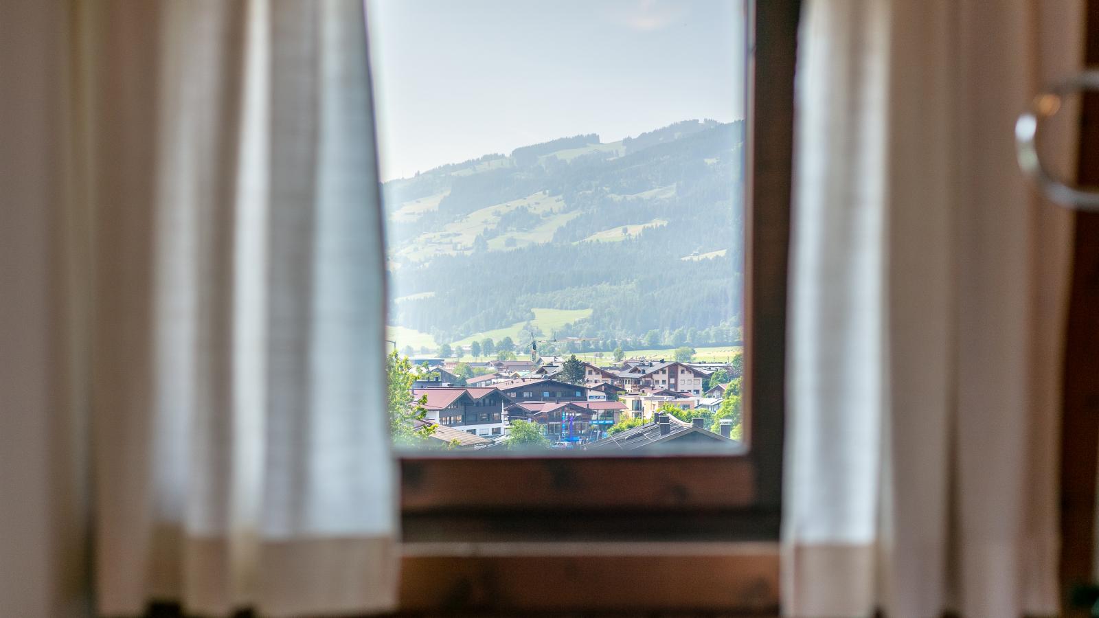 Rettenstein und Gaisbergblick-Uitzicht zomer